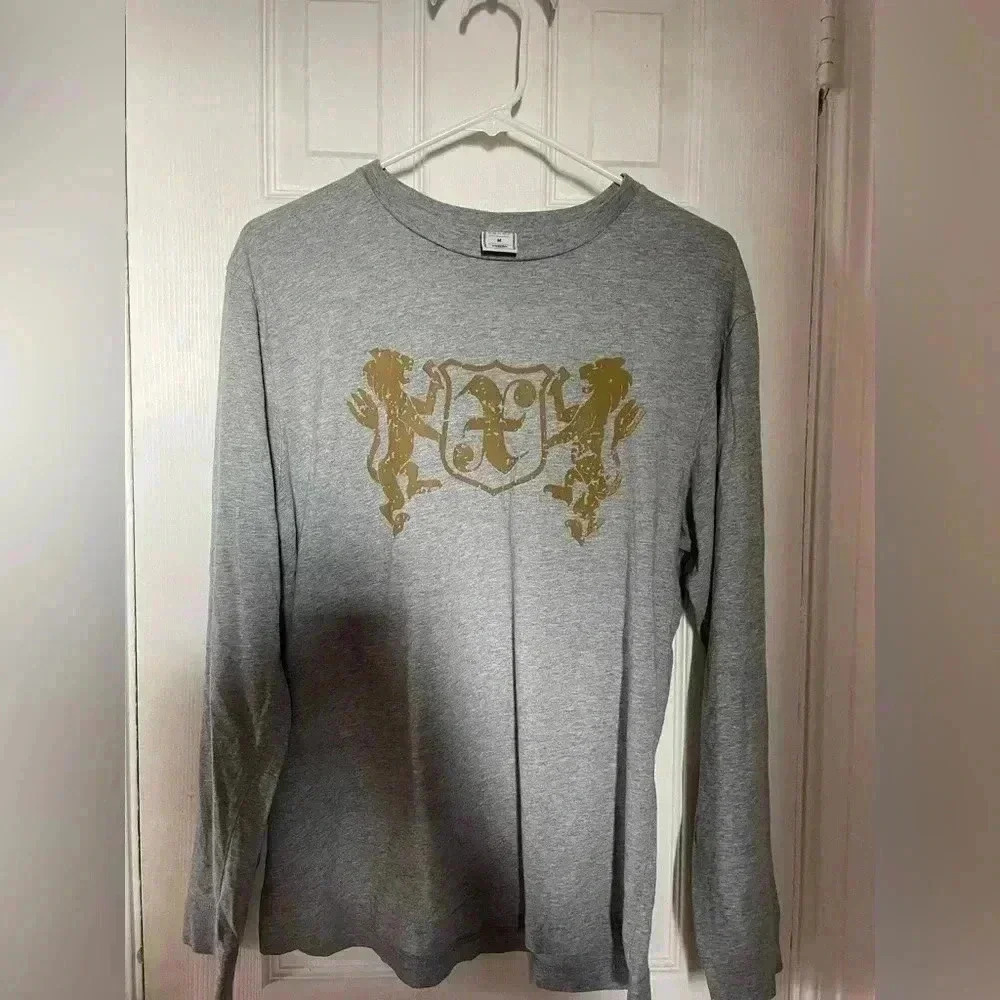 Old navy long sleeve shirt size medium